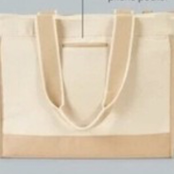 Thirty. one Handbags - Thirty One Canvas boat tote